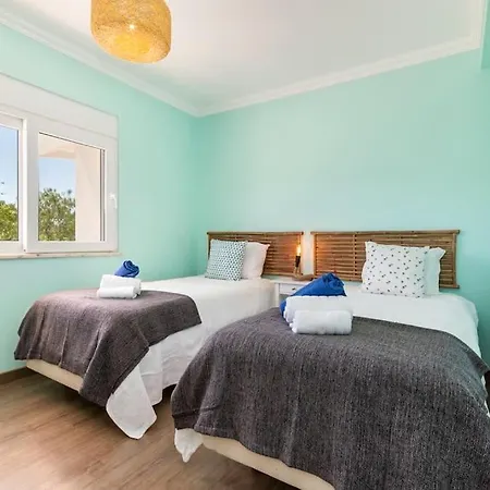 Appartamento New Flat With View - 3 Min To Sea In Luz