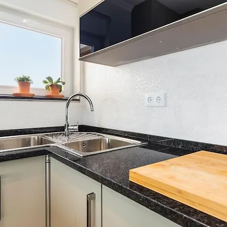 New Flat With View - 3 Min To Sea In Apartment Luz
